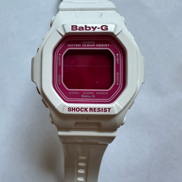 Casio Baby-G White with Pink Display Smartwatch - Picture 1 of 1